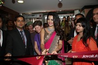 Diksha Panth at Joyalukkas International Jewellery Show Photos